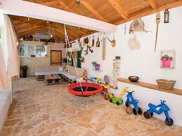 Holiday Home Velini Dvori