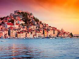 Holiday Home Velini Dvori