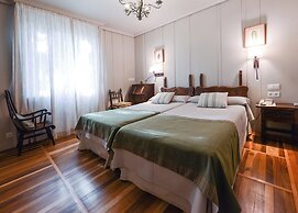Hotel Alcázar - Irún centro