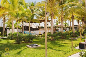 Palmilla Apartments