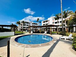 Palmilla Apartments