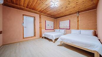 Romain Pension