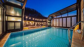 Romain Pension