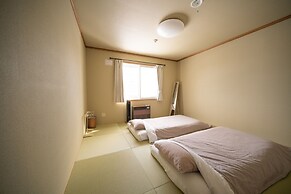 TESHIKAGA HOSTEL MISATO