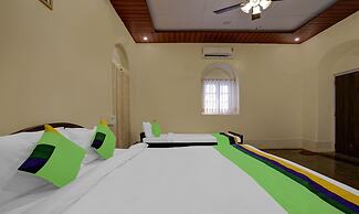 Treebo Cecil Resort Matheran With Swimming Pool