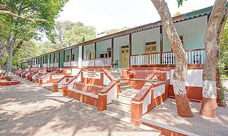 Treebo Cecil Resort Matheran With Swimming Pool