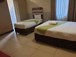 hotel cube