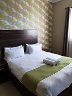 hotel cube