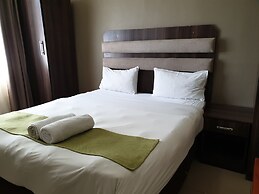 hotel cube