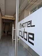hotel cube