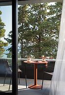 La Vista Suites