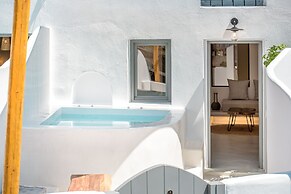 Anila Suites