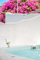 Anila Suites