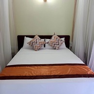 CaliTwapa Hotel & Restaurant