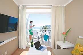 Bellamar Apartments