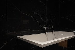 Arka Art Hotel