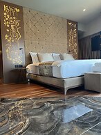 Arka Art Hotel