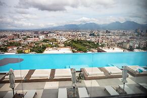Arka Art Hotel