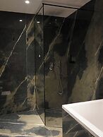 Arka Art Hotel