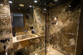 Arka Art Hotel