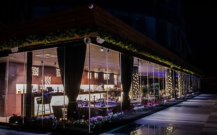 Arka Art Hotel