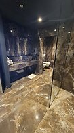 Arka Art Hotel