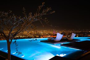 Arka Art Hotel