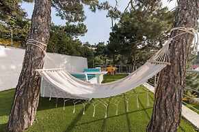 Icarus Luxury Beachfront Villa