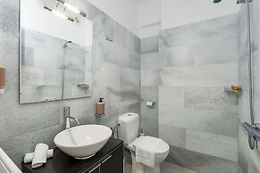 Icarus Luxury Beachfront Villa