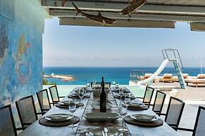 Icarus Luxury Beachfront Villa