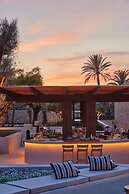 Ikos Porto Petro – All inclusive
