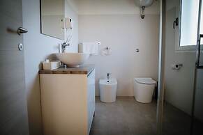 DE MARE WINE RESORT