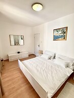 Spacious 2-bed Apartment in Cavtat