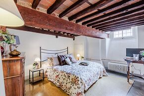 Casta Dama Apartment