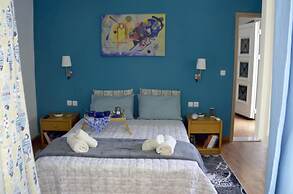 Chrismma 1-bed Apt With Private Yard & Parking