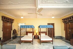 Nilambag palace