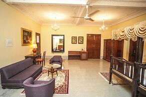 Nilambag palace