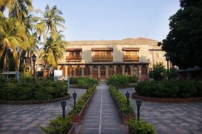 Nilambag palace
