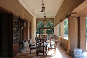 Nilambag palace