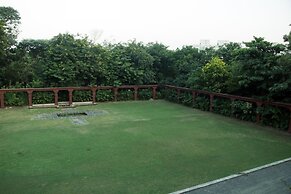 Nilambag palace