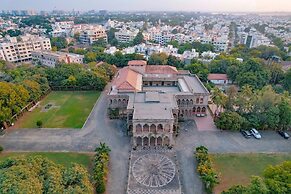 Nilambag palace