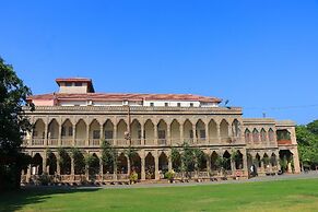 Nilambag palace