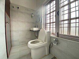 Hotel Janmabhumi