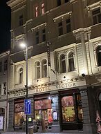 Hotel Victor