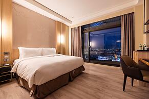 Euphoria Hotel
