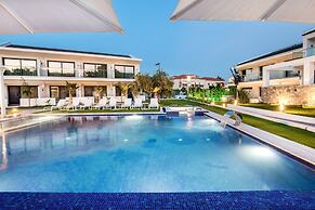 Epicentrum Suites