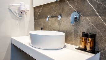 Epicentrum Suites