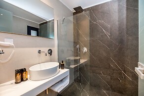 Epicentrum Suites
