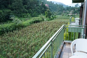 Kainaat A Riverside Homestay