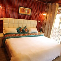Kainaat A Riverside Homestay